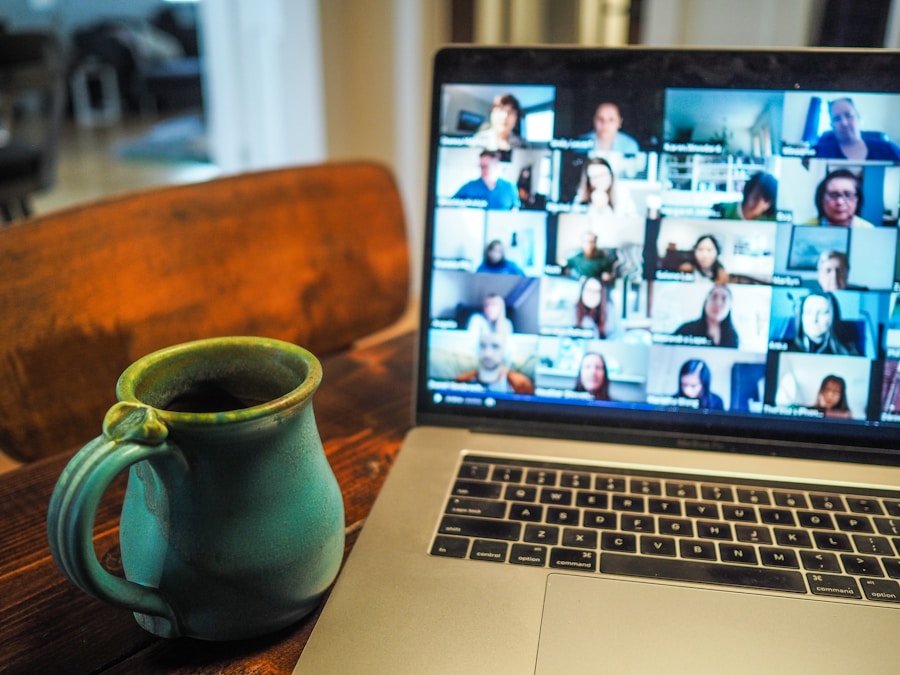 Long Distance Love: How to Make It Work and Thrive